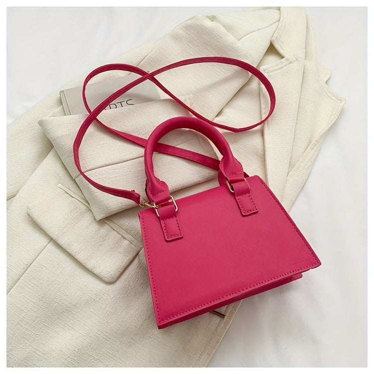 [High-End Chain Bags] New Spring And Summer 2024 Collection Trendy Chain Bags for Women, Featuring High-End Embossed Design, Suitable for Shoulder, Hand, And Crossbody Wear, with Stylish Tassel Pendants