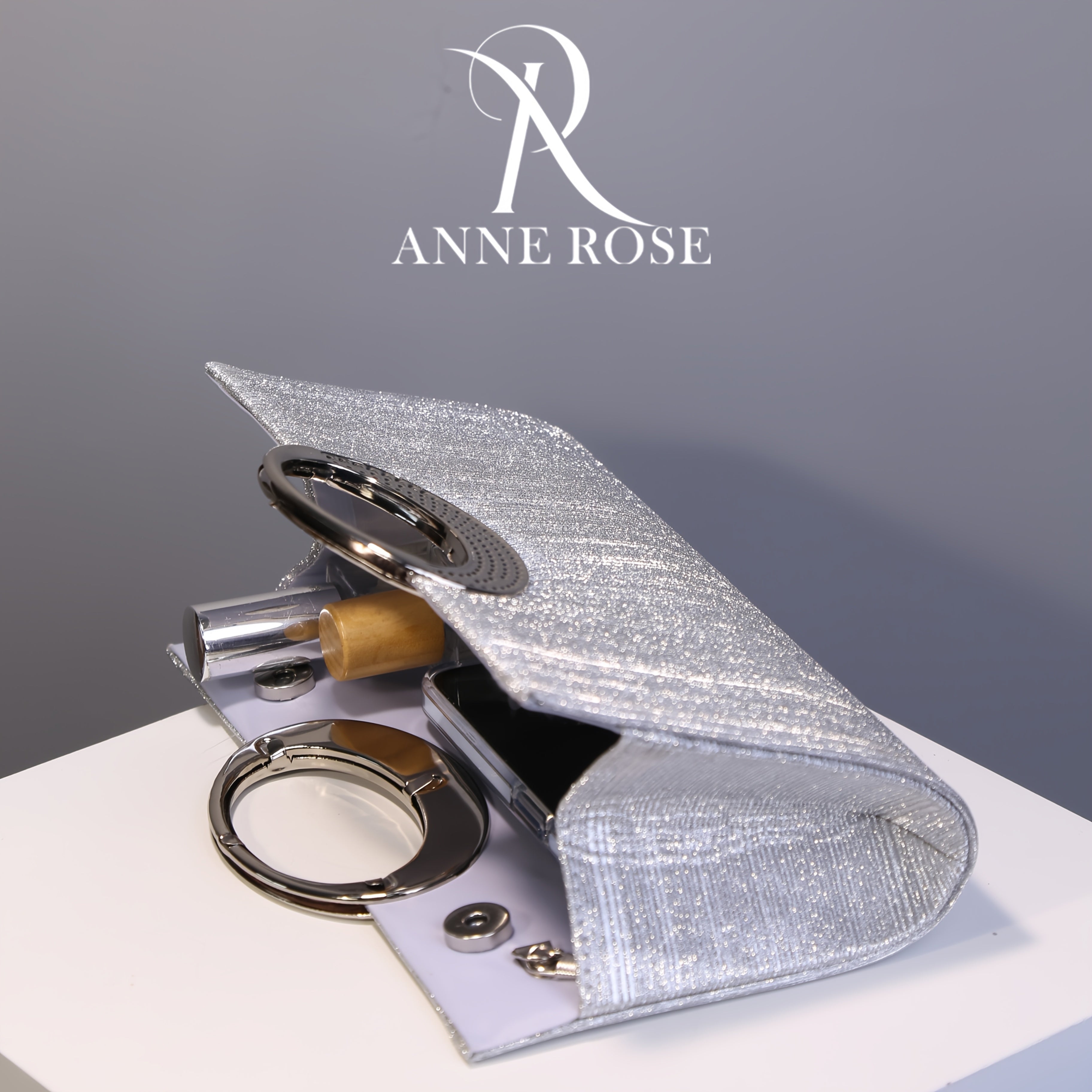 Charming and Elegant Rhinestone Decorated Fashion Metal Clutch Evening-Party Bag for Women, Suitable as a Gift, Handbag Party for Women, Designer Bags for Women High Quality, Novelty Purse, Designer Handbags for Women, Party